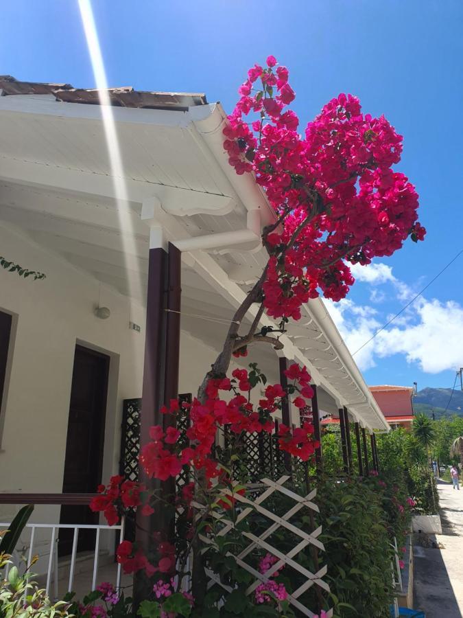 Daglas Seaside Studios Nydri  Exterior photo